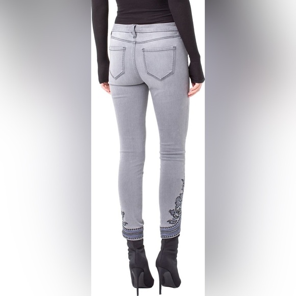 LVPL by Liverpool Kayden Embroidered Hem Ankle Jeans - Picture 3 of 7